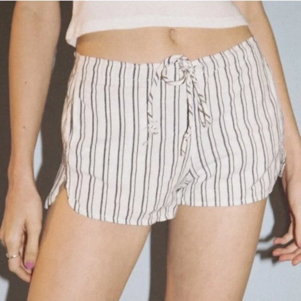 BRANDY MELVILLE Blue White Striped Shorts, Like New Size: XS/S - Picture 1 of 5